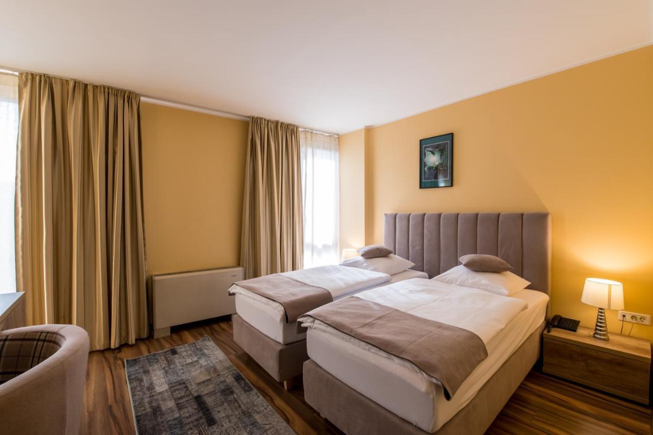 Hotel Perla Timisoara Exterior foto