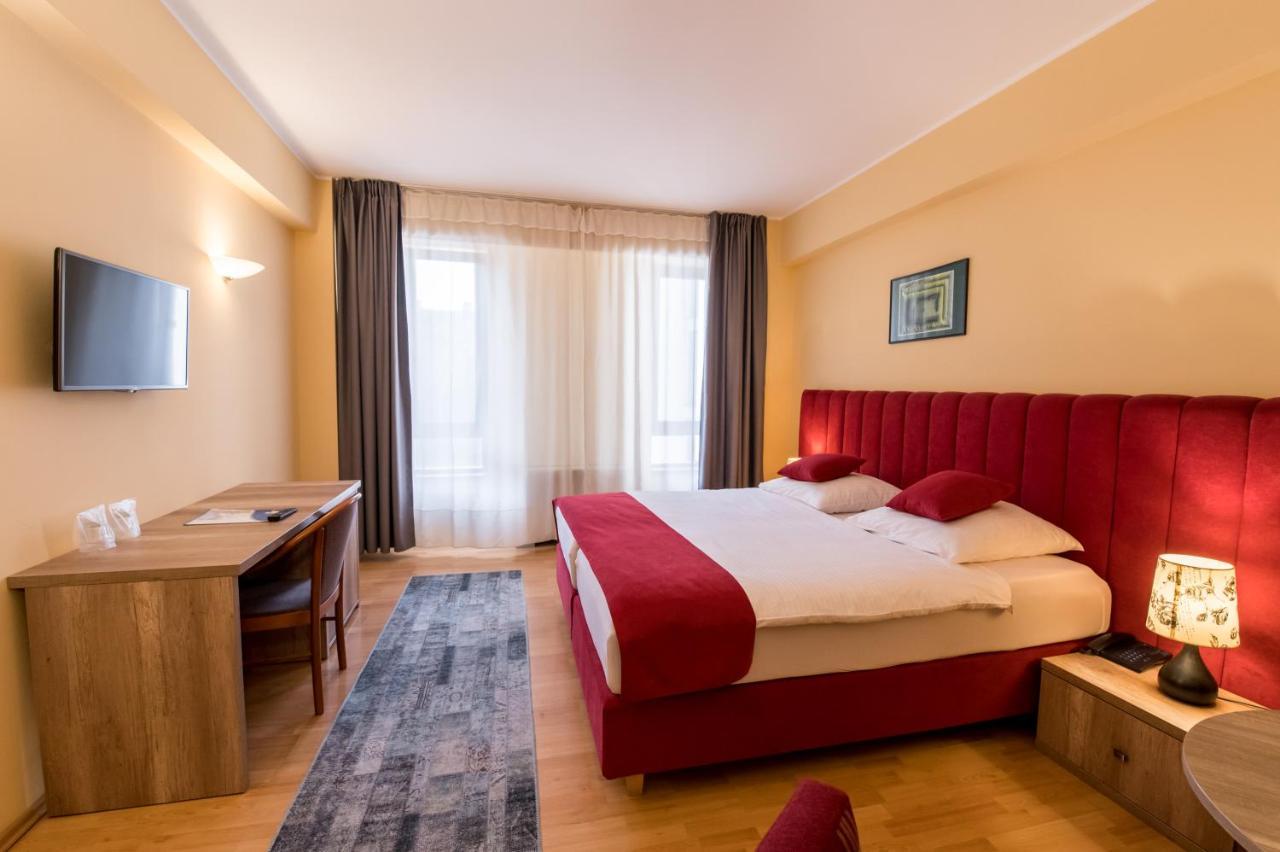 Hotel Perla Timisoara Exterior foto
