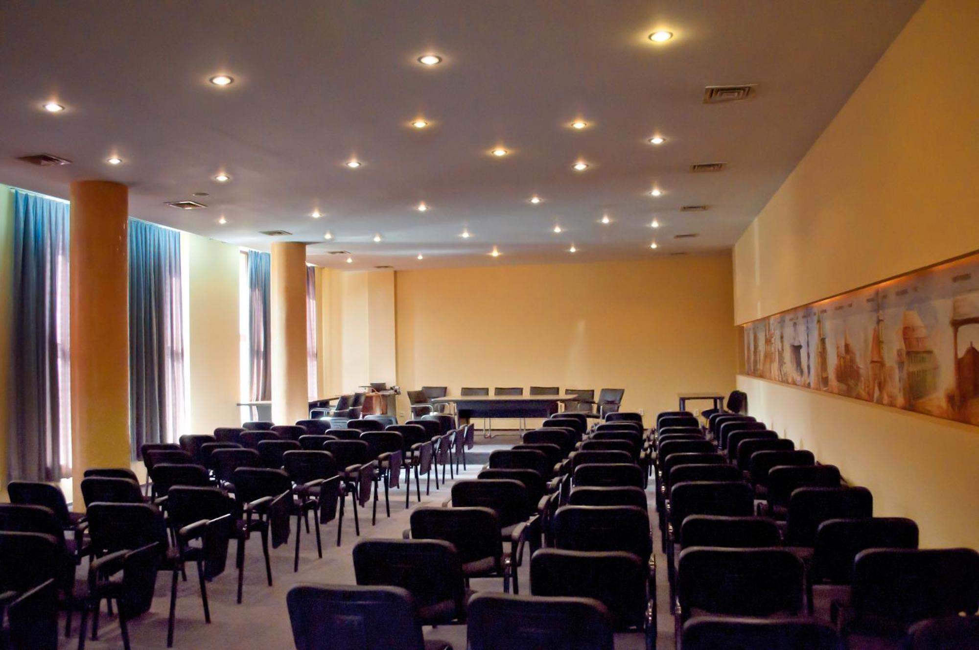 Hotel Perla Timisoara Negocio foto
